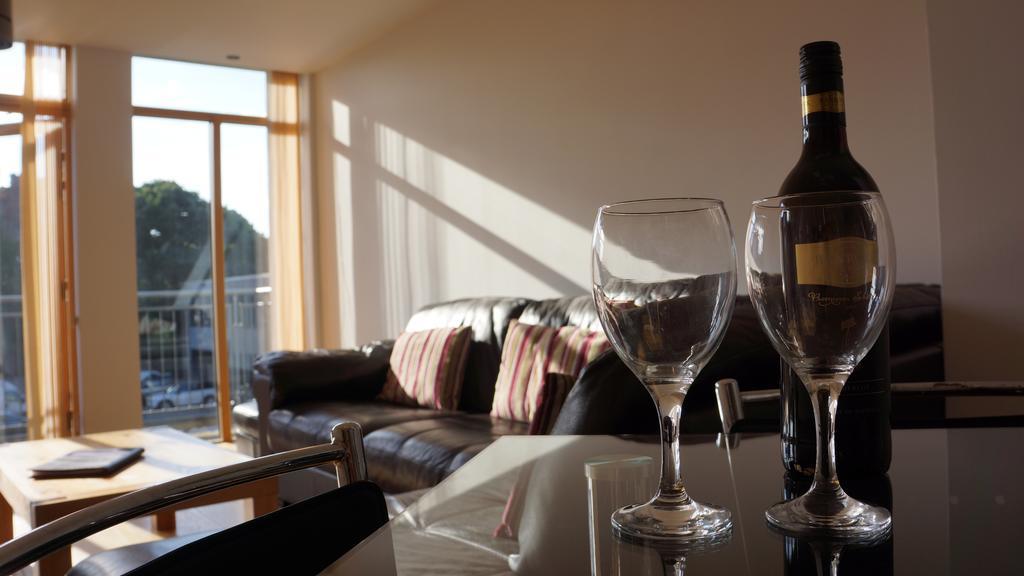 אינברנס Apartment 306 By The Bridge מראה חיצוני תמונה
